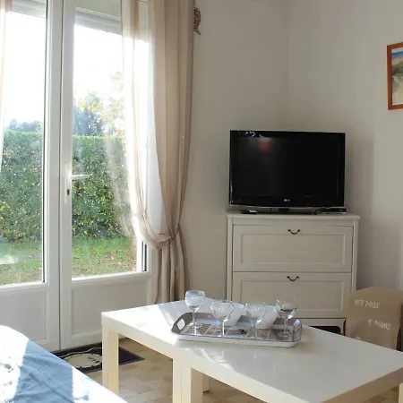 Maison 3 Pieces Avec Jardin Pres Du Phare De Chassiron - Fr-1-246a-49 *